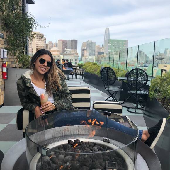 Meet your Posher, Lindsey - Picture 1 of 1